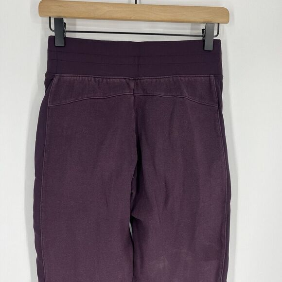 Lululemon Pants Size 2 Womens Maroon Ready to Rulu High Rise Crop Jogger Yoga - Picture 5 of 7